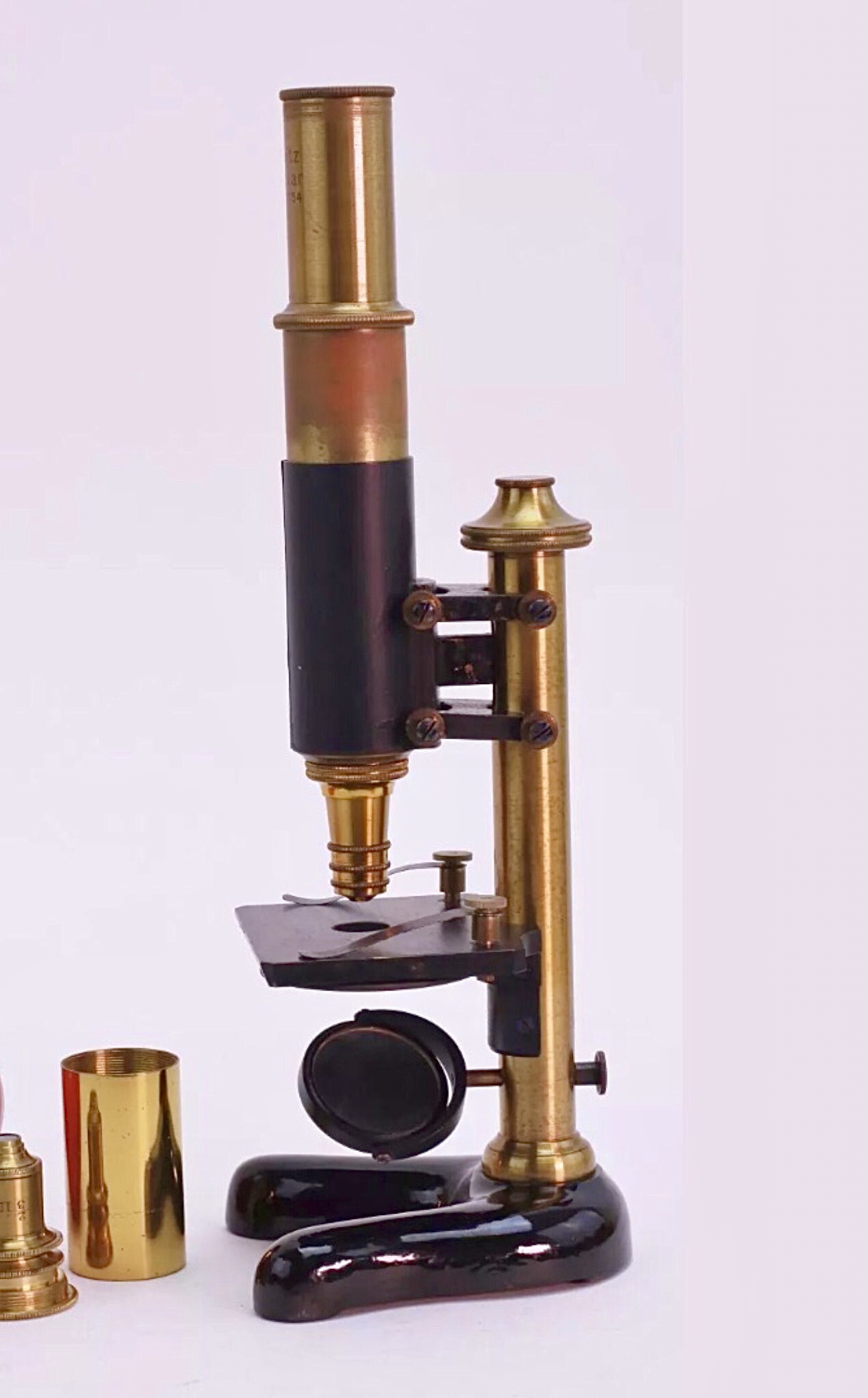 Compound monocular microscope. W. and H. Seibert. Germany. c. 1900.