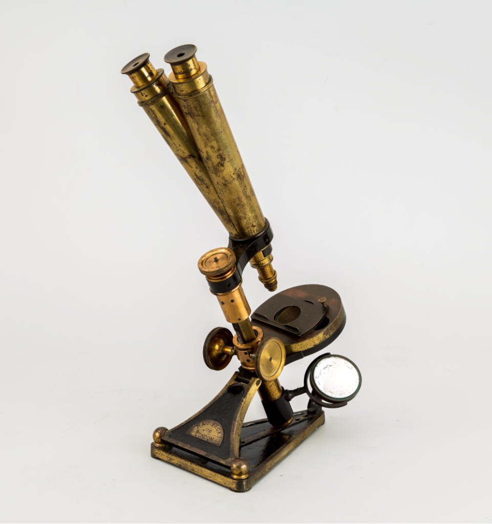 Binocular modelo Popular. Beck & Beck. 1870. Londres.