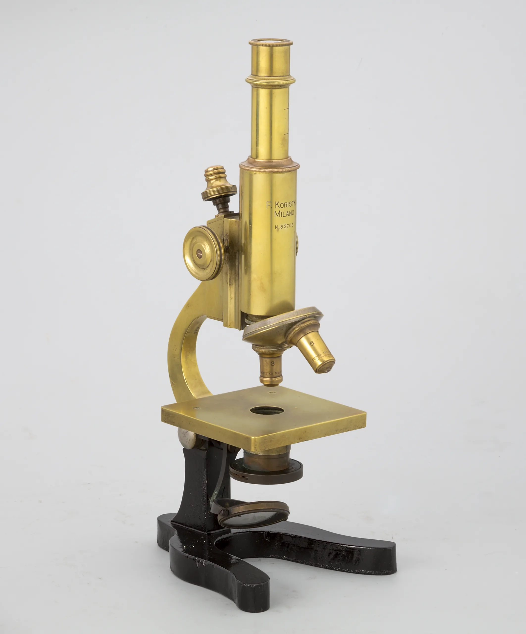 51m. Microscopio monocular F. Koristka. Milán. Italia.1870.