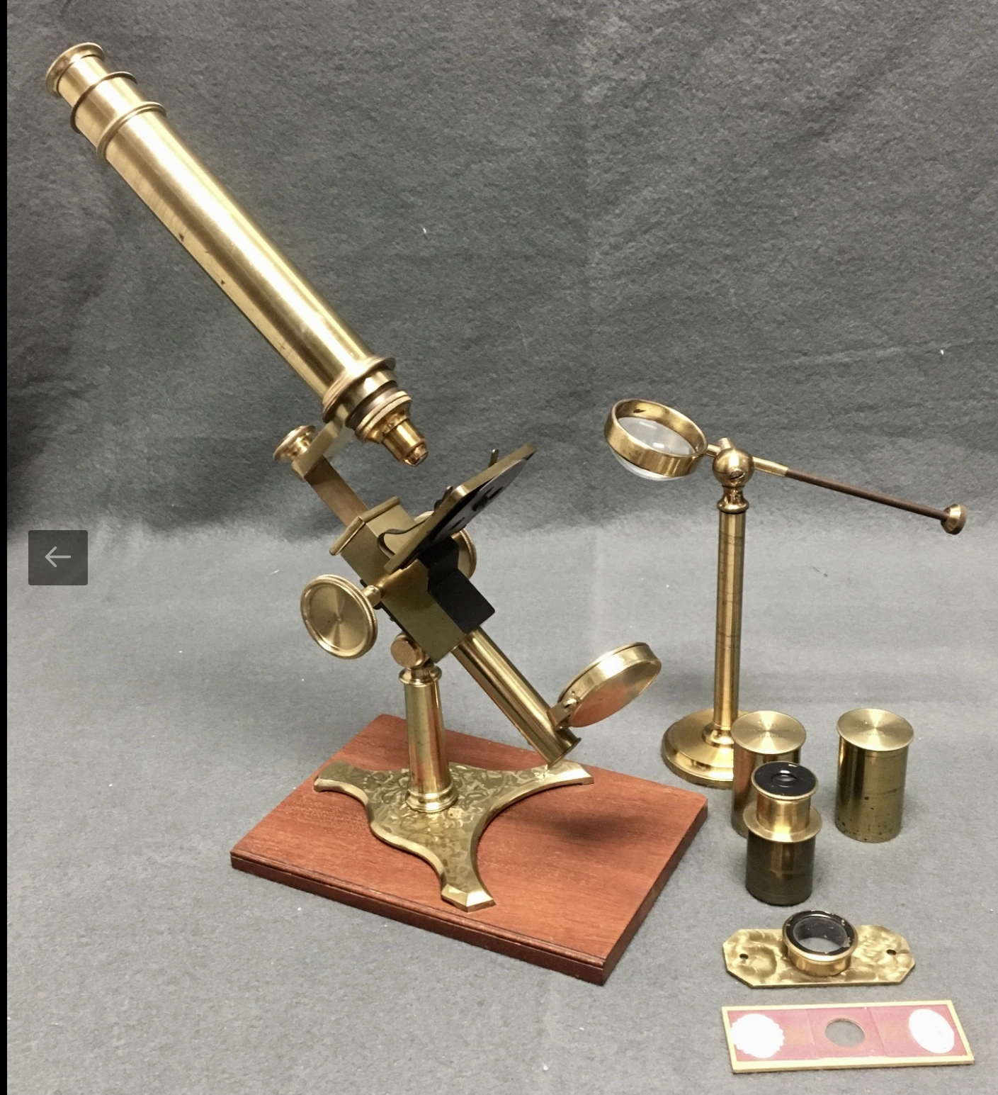 72b. Microscopio Monocular. Negretti & Zambra. Londres.1870.
