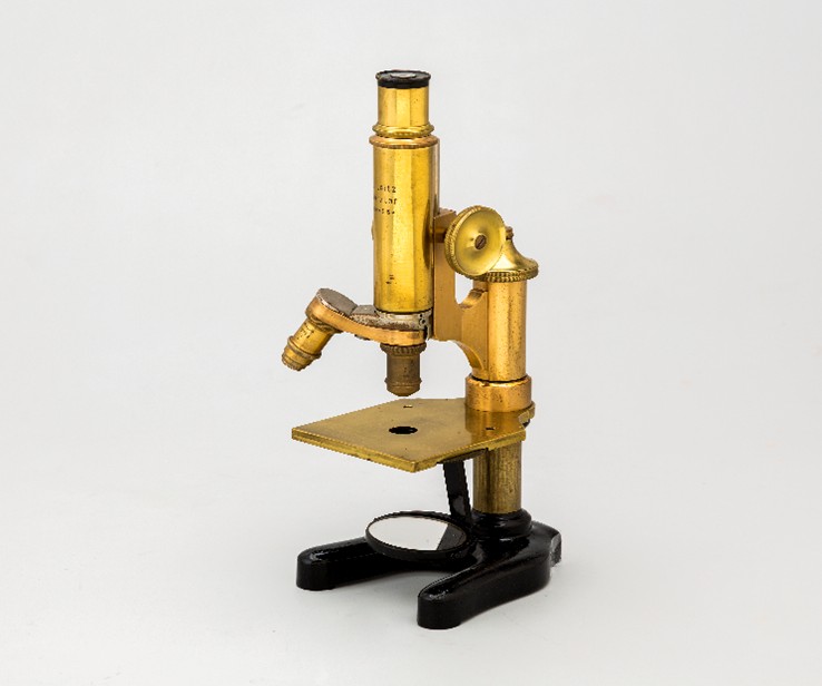 Modelo de Leitz (PB, nº70).