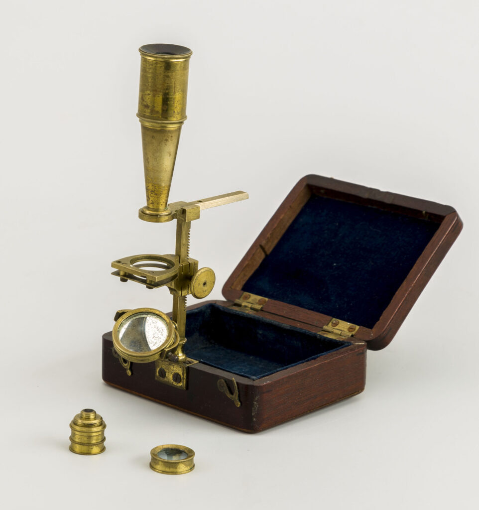 Pocket microscope. Cary-Gould. London. 1829.