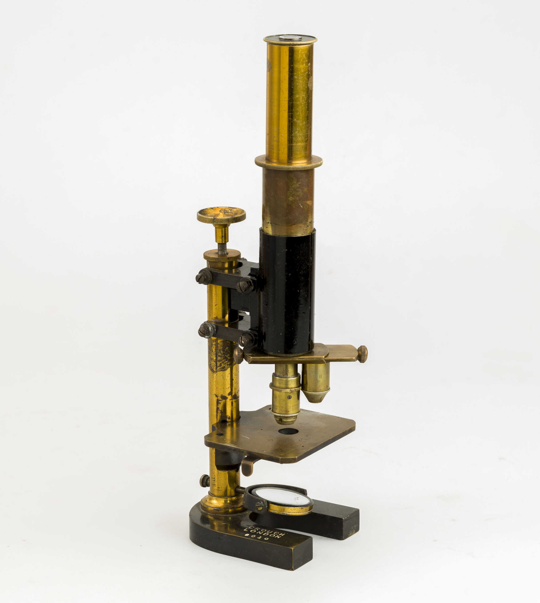 62a. Microscopio con intercambiador de objetivos. c.1890. H. Crouch