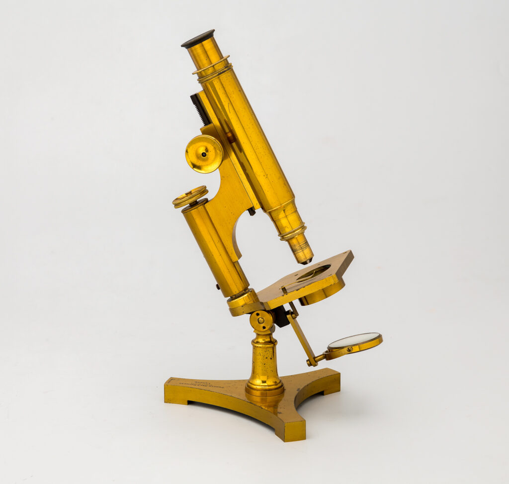 Microscopio monocular. Perken, son & Rayment Londres. 1860